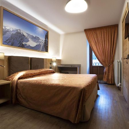 Hotel Des Glaciers Courmayeur Extérieur photo